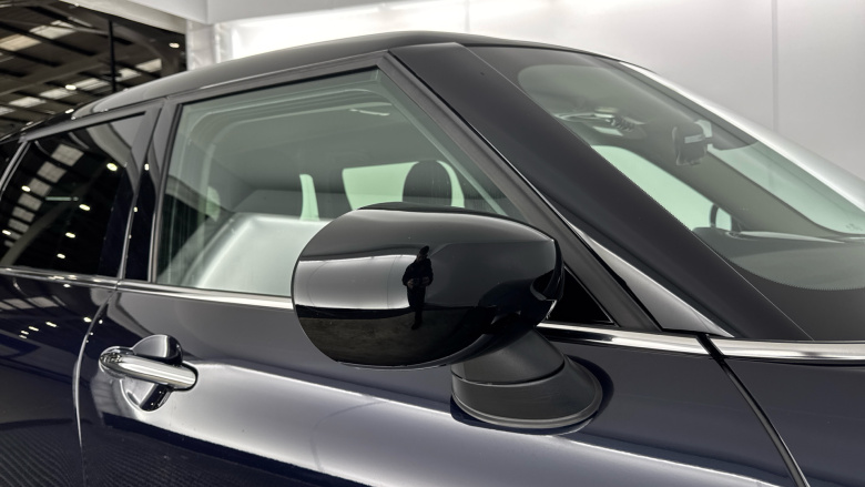 MINI Clubman 1.5 Cooper Classic 6dr Petrol Estate